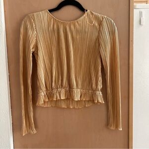 KIRIOUS metallic Elegant Gold Pleated Women's Top ruffle cutout back S